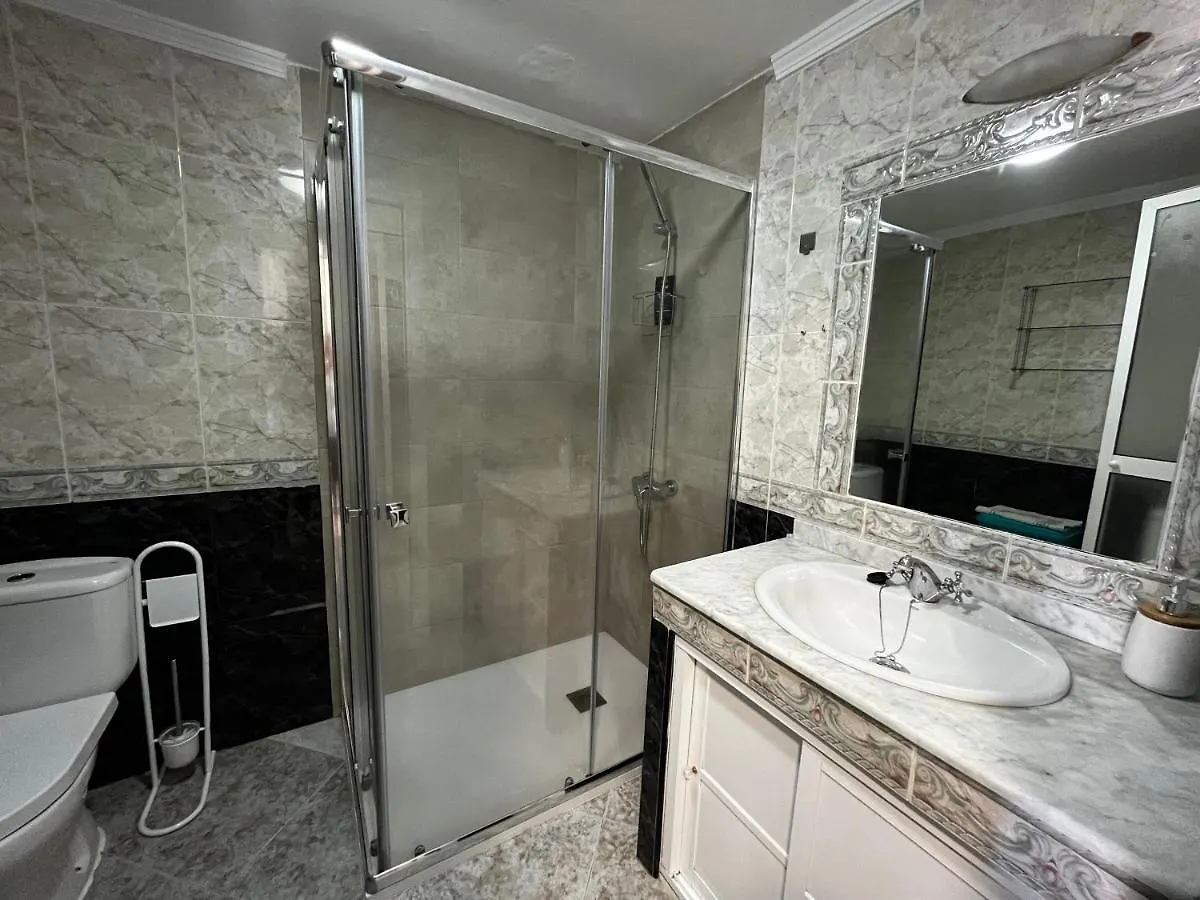 Estudio-La Colina-Torremolinos-Playa 0*, Torremolinos España